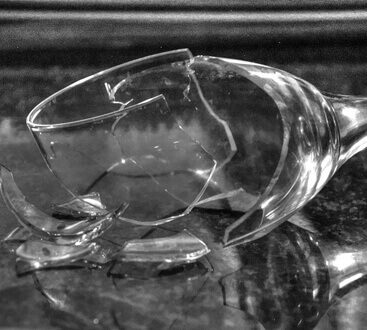 broken glass thumbnail